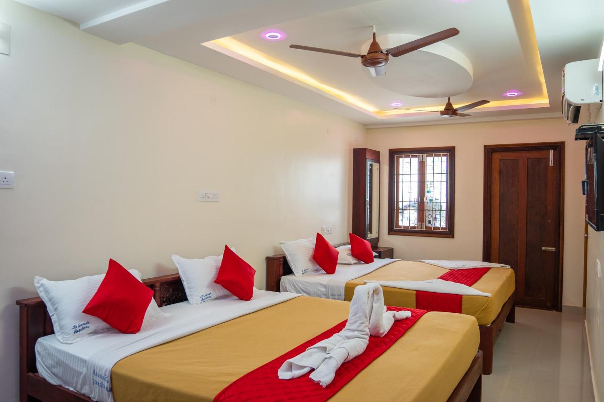 Le Suresh Guest House Pondicherry Exterior photo